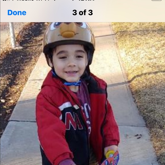 Meet your Posher Ambassador Carlos G - Picture 4 of 11